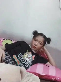 158323