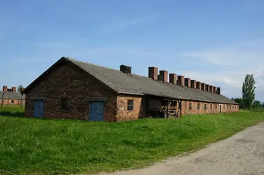 185167
