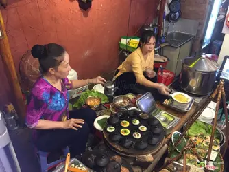 foody-benthanh-street-food-market-621-636760300744390148.webp