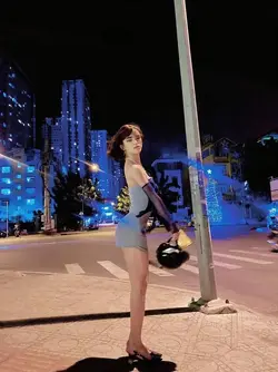 250522