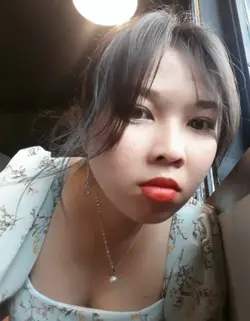 272048