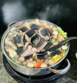 cach-lam-lau-ran-ngon-khac.webp