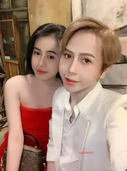 285671