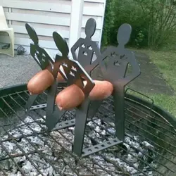 307138