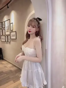 329229