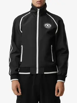 5333312ao_khoac_burberry_equestrian_knight_track_top_chuan_authentic_2.webp