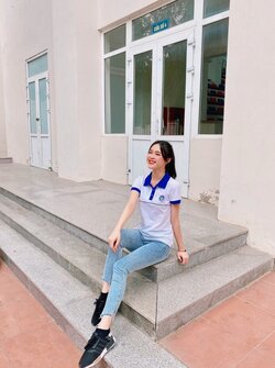 hot-girl-hoa-binh-nguyen-thao-vi-tung-doat-giai-a-khoi-s_003.jpg