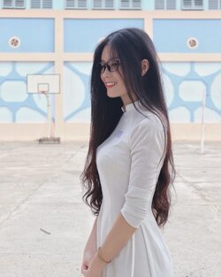 Thuỵ Hân.jpg