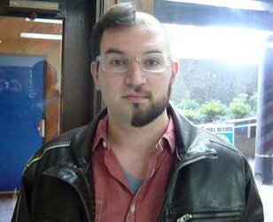 1408084168-weird-ugly-strange-shaving-shaved-shave-people-men-guys-pictures-photos-pics-images-2.jpg