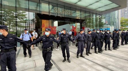210914012850-02-evergrande-protest-0913-super-169.jpg