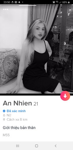 Screenshot_20211007-235002_Tinder.jpg