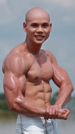 phan---inh-t--ng1-1535872967-width650height1156.jpg