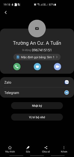 Screenshot_20211028-191805_Contacts.jpg