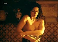 tumblr_o0ww2xUAWZ1tfza95o1_500.gif
