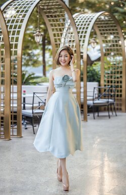 Hot-girl-Tram-Anh-gap-su-co-khoa-binh-luan-vi-comment-tieu-cuc-123020364_1624505411089312_6081...jpg