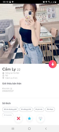 Screenshot_20211105-001850_Tinder.jpg