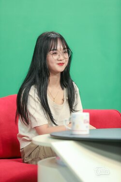 nhung-dieu-chua-biet-ve-gam-kami-song-noi-tam-hoat-dong-chi-1-nam-da-co-gan-8-trieu-nguoi-foll...jpg
