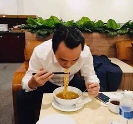 quyết.jpg
