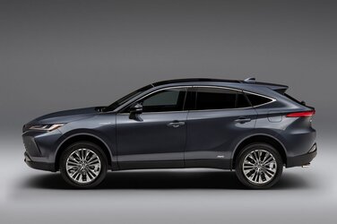hong-xe-toyota-venza-2021-xetot-com.jpg