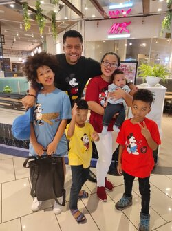 bac-si-tung-chan-doan-kho-co-con-8x-viet-lay-chong-nigeria-gio-lam-me-4-dua-tre-274491091_1178...jpg