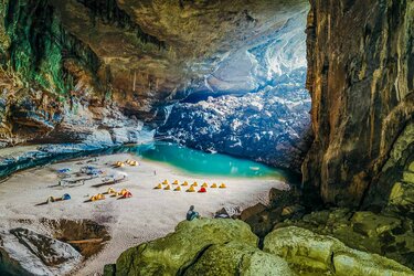 Hang-En-Cave-Phong-Nha-Travel-26.jpg Hang-En-Cave-Phong-Nha-Travel-26.jpg