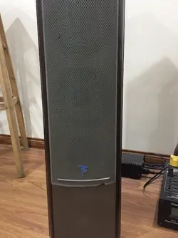76085
