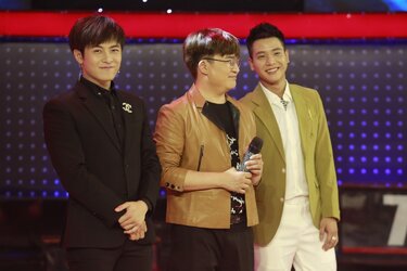 quan-ap-gin-tuan-kiet-hop-hon-fan-nu-khi-xuat-hien-tai-giong-ai-giong-ai-5c036d.jpg
