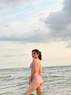 ngoc lan.jpg