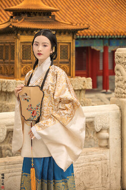 MING 3.jpg MING 3.jpg