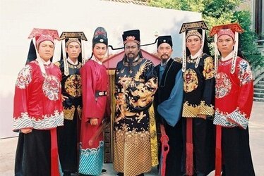 dan-dien-vien-phim-bao-thanh-thien-nguoi-benh-tat-ke-tai-tieng-day-minh.jpg dan-dien-vien-phim-bao-thanh-thien-nguoi-benh-tat-ke-tai-tieng-day-minh.jpg