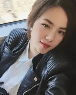 99718