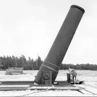 GUN 305MM