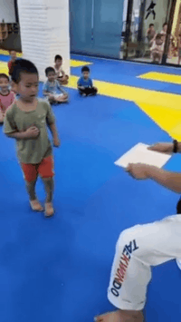 23dfdfc40ab0a0d88e208a5b2b66c3d77783.gif