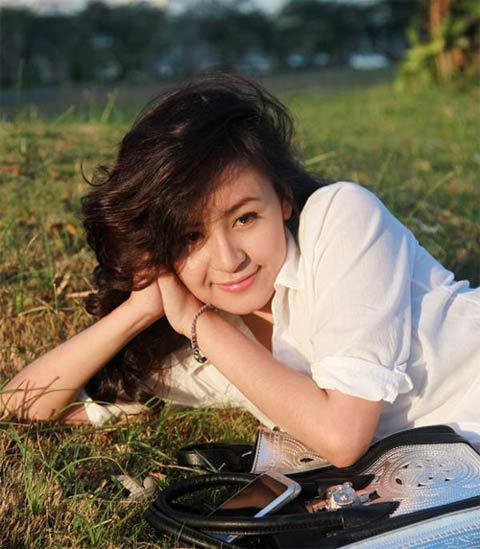 'Bà Tưng' đang làm hư hỏng nhận thức giới trẻ Việt!