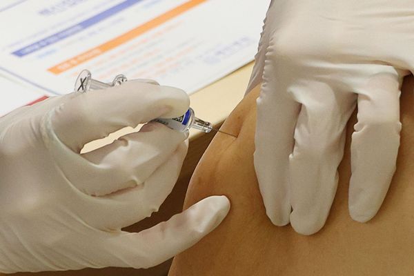 Hàn Quốc triển khai tiêm vắc-xin cúm mùa miễn phí từ ngày 22/9