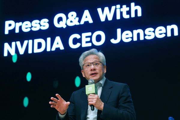 CEO Nvidia khẳng định sẽ hợp tác lâu dài với Samsung và SK Hynix